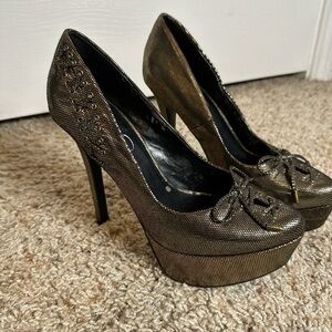 Jessica Simpson Metallic Black Platform Heels